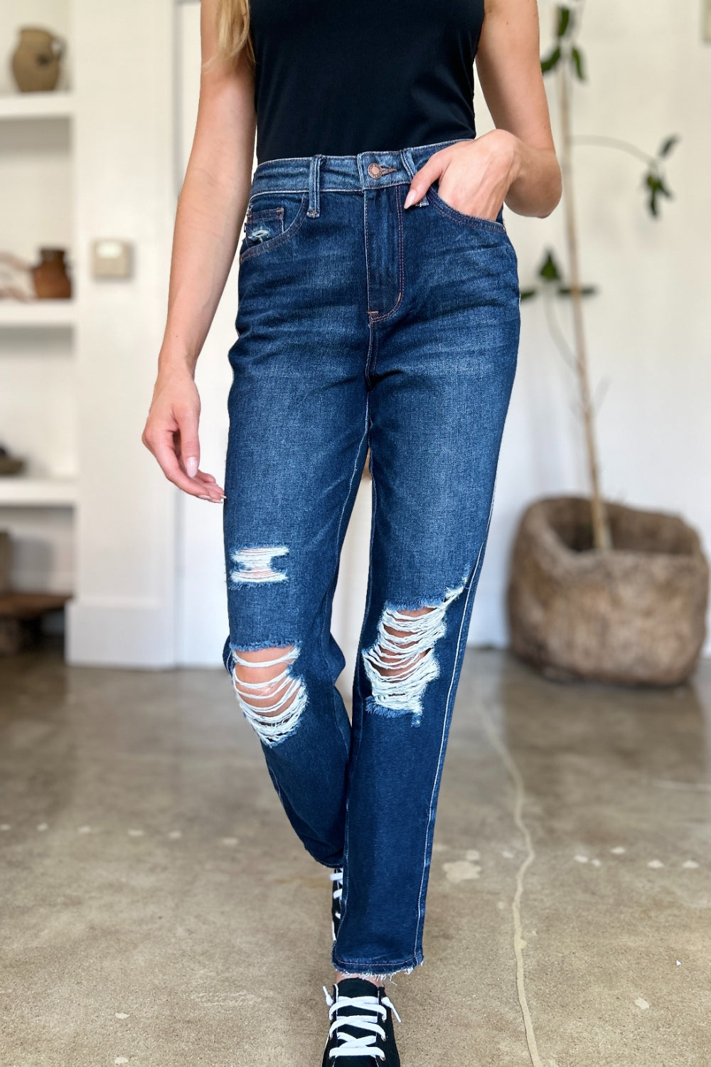 High Waist Rigid Magic Heavy Destroy Straight Jeans