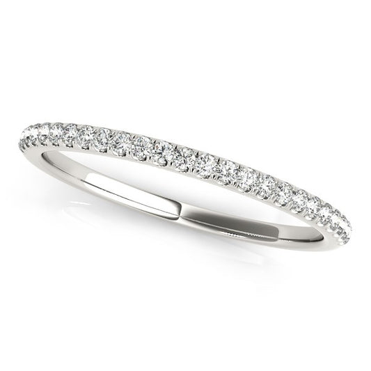 14k White Gold Round Diamond Pave-Set Wedding Band (1/8 cttw)