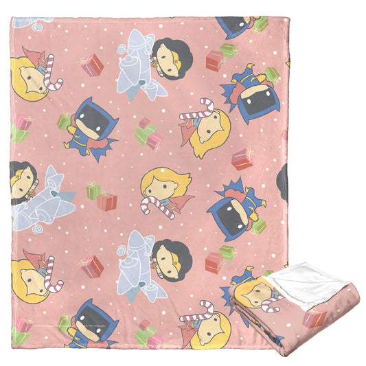DC Comics Justice League Silk Touch Throw Blanket 50"x60", Deck the Halls