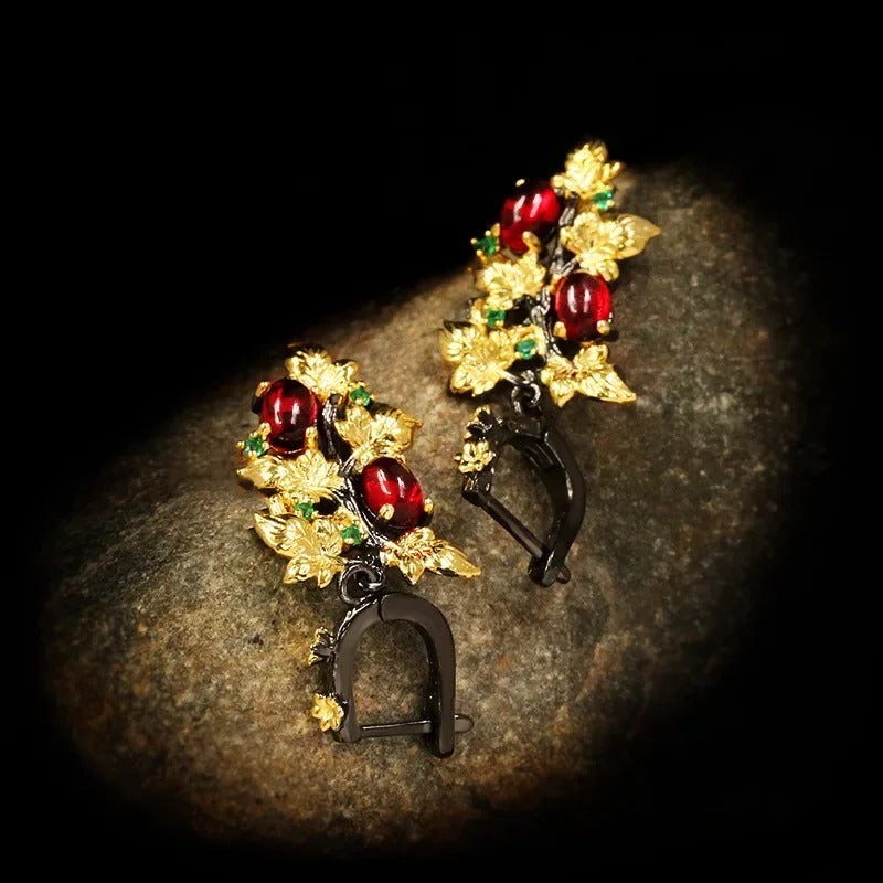 Gorgeous Crystal Zircon Black & Gold Style Leaf Earrings