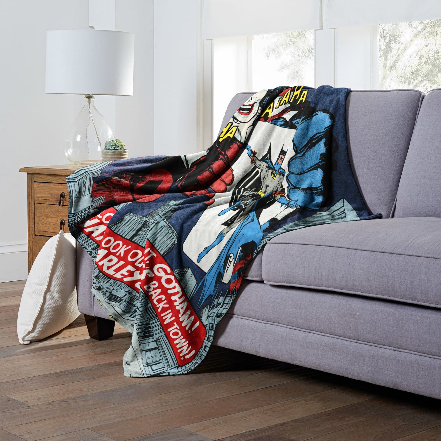 DC Comics Batman Harley is Back Throw Blanket 50"x60"