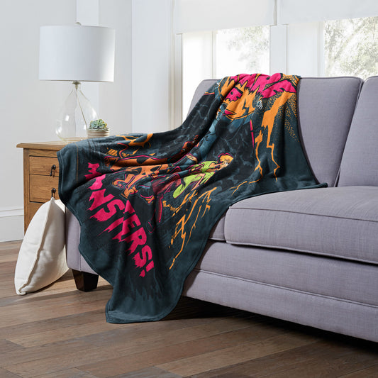 Warner Bros. Scooby-Doo Beware of Monsters Throw Blanket 50"x60"