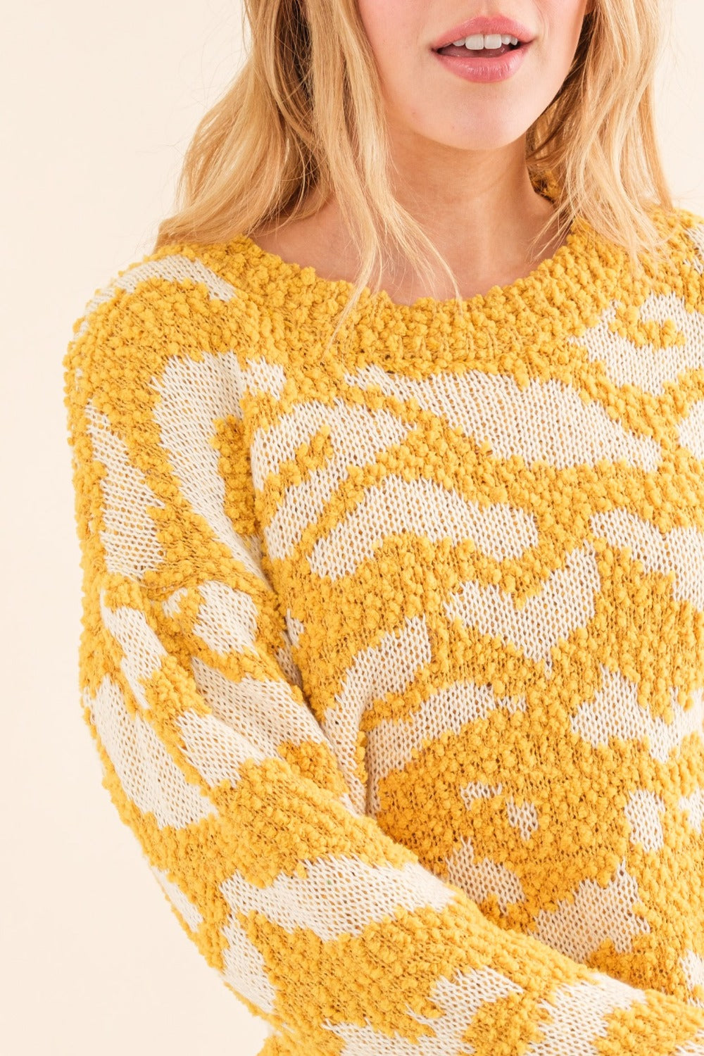 Textured Pattern Contrast Sweater