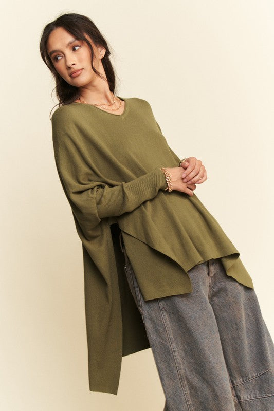 High-Low Side Slit Batwing Sleeve Top