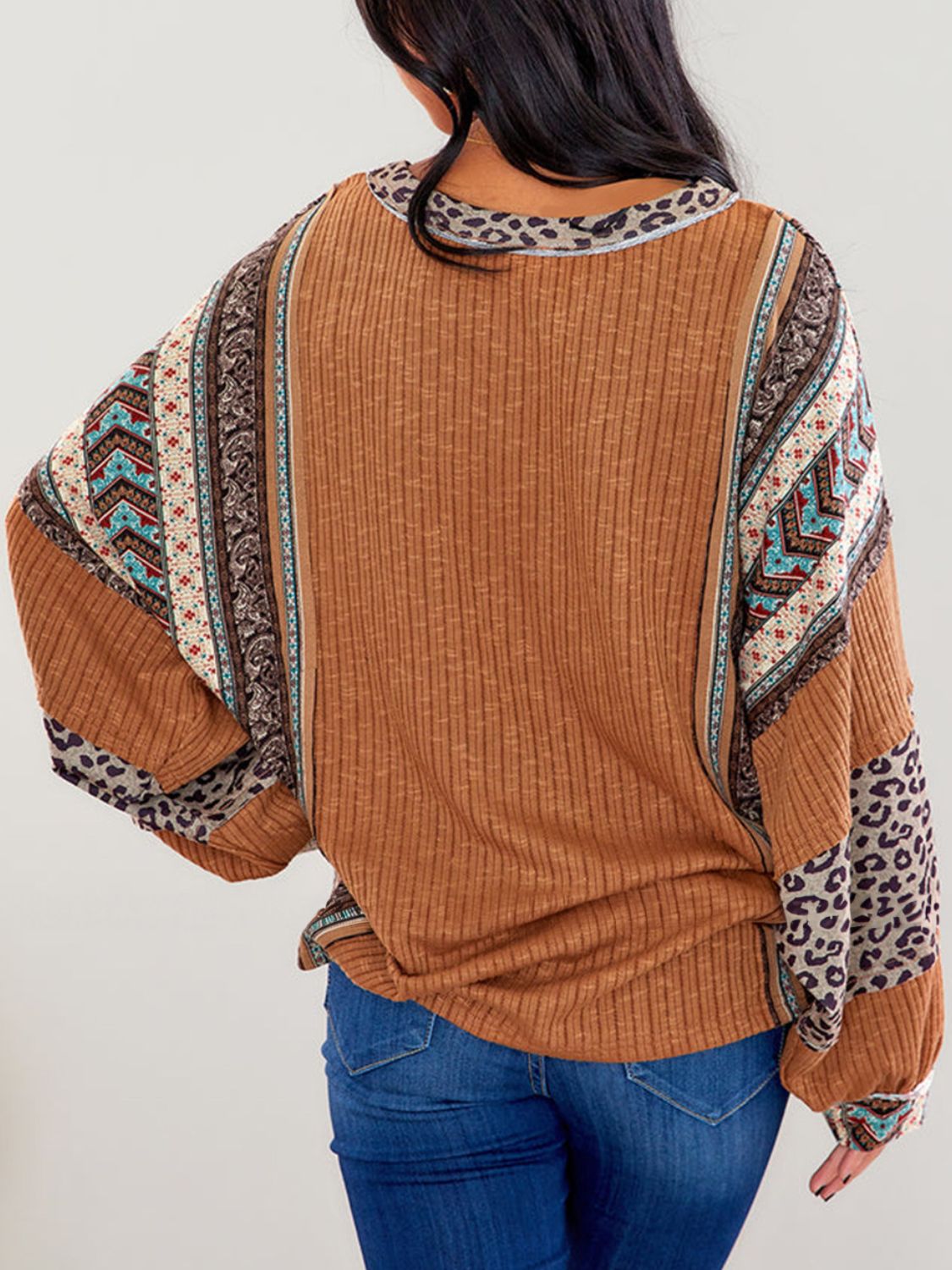 Leopard Round Neck Long Sleeve Sweater