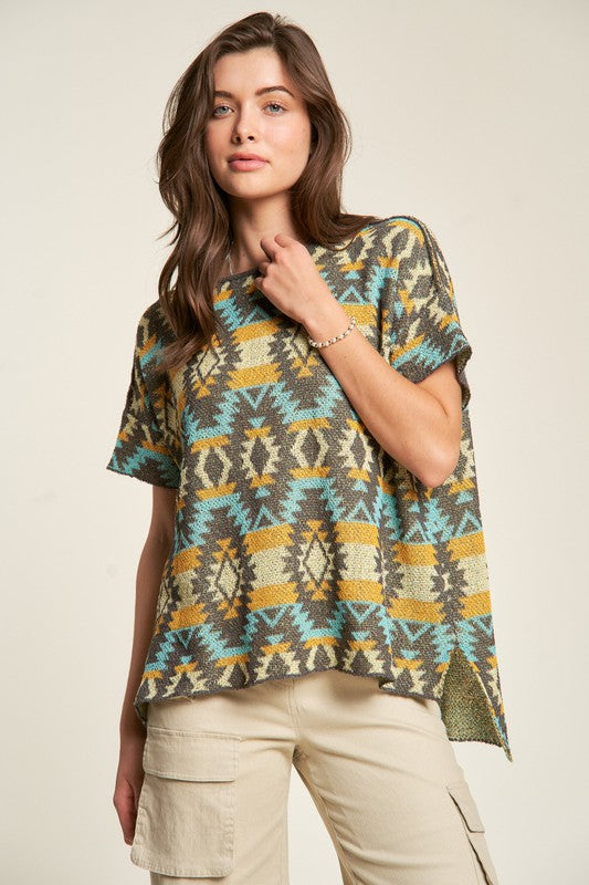 High-Low Geometric Round Neck Knit Top