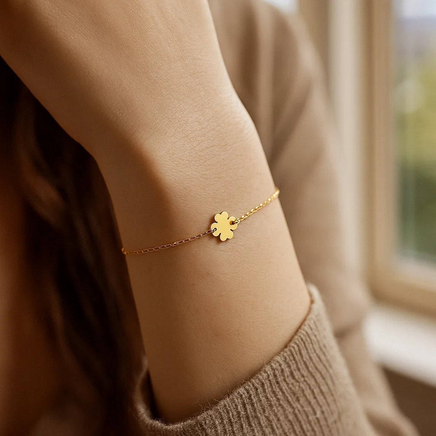 14K Yellow Gold Clover Bracelet