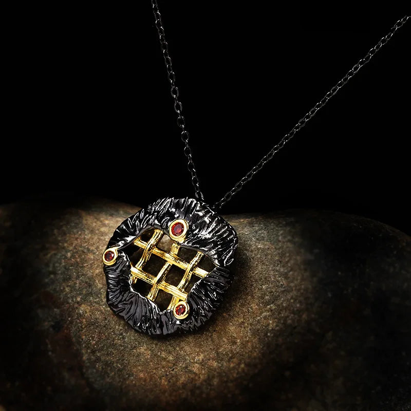 Medieval Lattice Ruby-Zircon Zircon Black & Gold Style Necklace