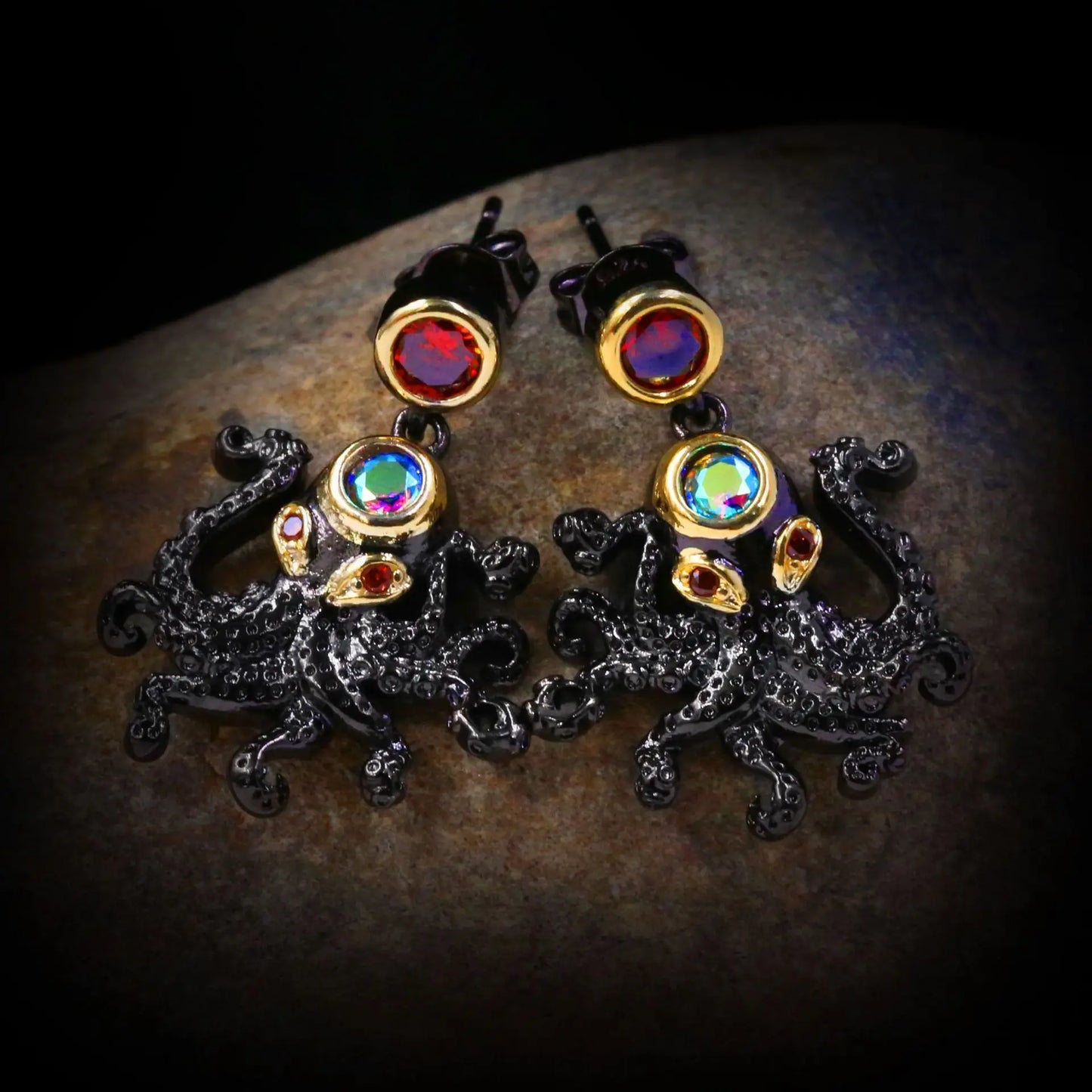 Novel Earrings Octopus Black & Gold Style Red Zircon High