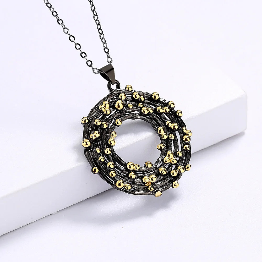 Necklace Polka Dot Circle Necklace Classic Black & Gold Style Chain