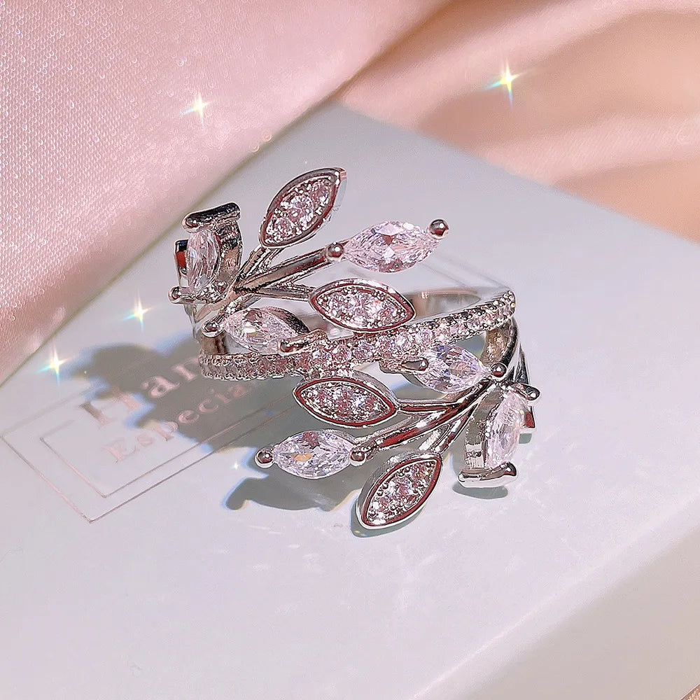 Winding Interweaving Leaf Rings Flower Vine Octagonal Flower Zircon Ring