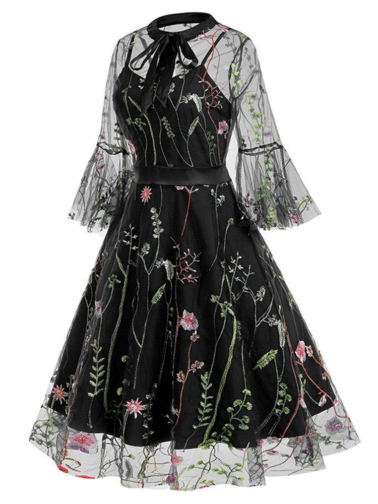 Elegant Black Floral Embroidery Dresses with Mesh Long Sleeves