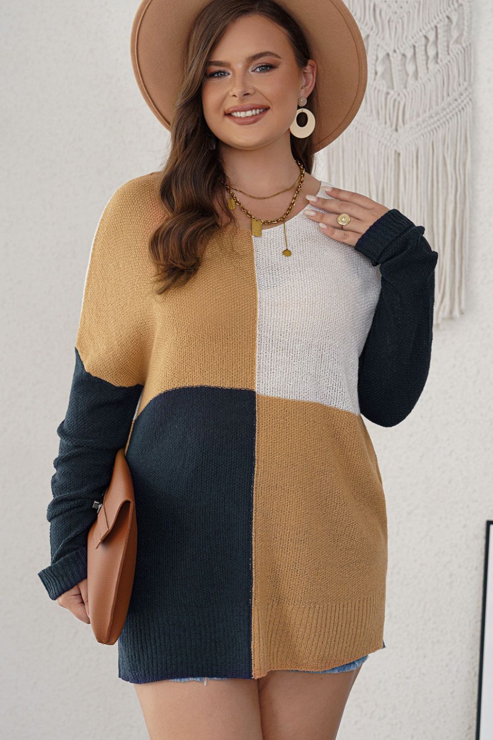 Plus Color Block Round Neck Sweater