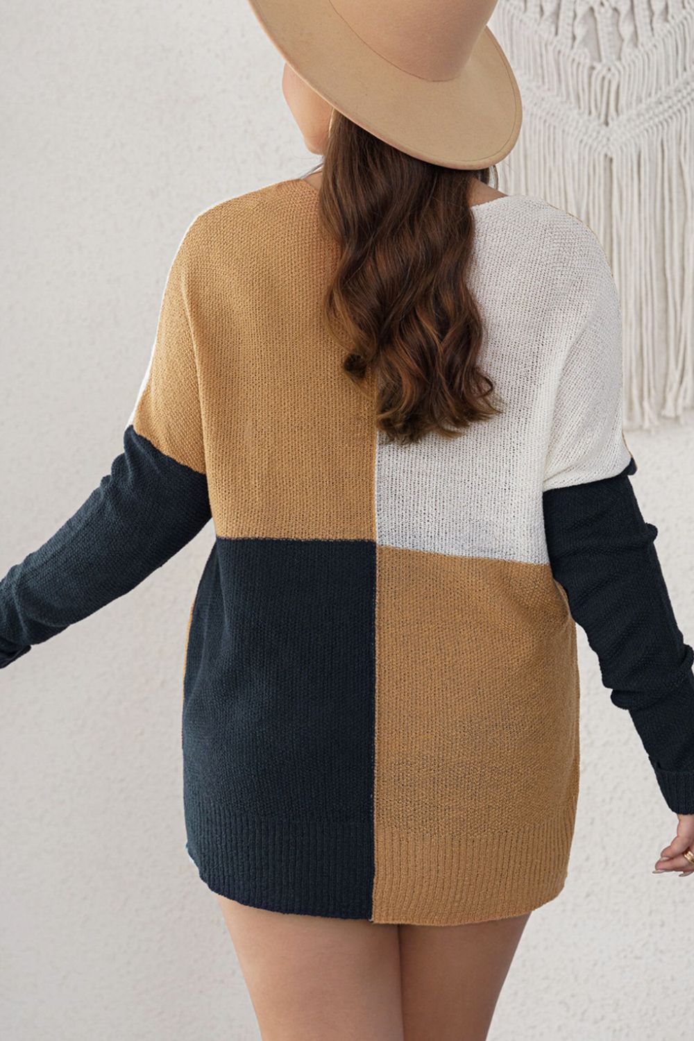 Plus Color Block Round Neck Sweater