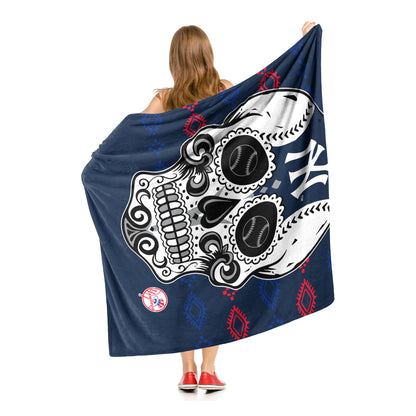 CANDY SKULL - YANKEES Silk Touch Throw 50"x60"