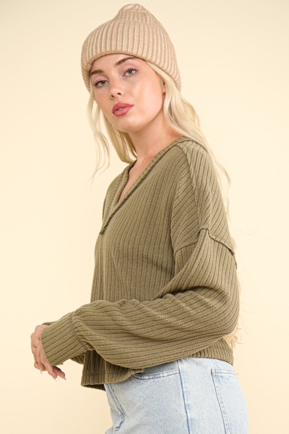 Exposed Seam V-Neck Ribbed Knit Top