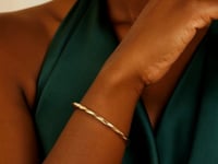 14k Yellow Gold Thin Twisted Bangle