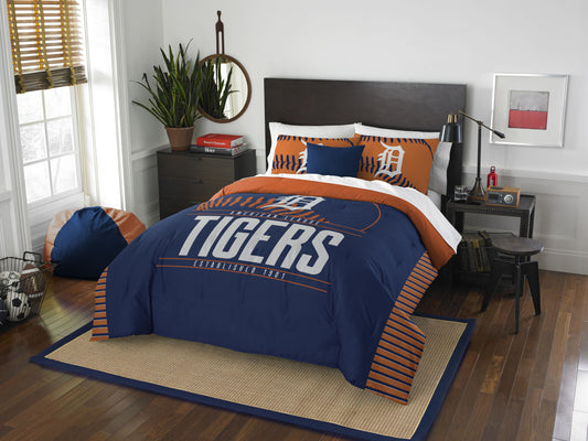 Tigers OFFICIAL MLB Bedding, "Grand Slam" Full/Queen Printed Comforter (86"x 86") & 2 Shams (24"x 30") Set